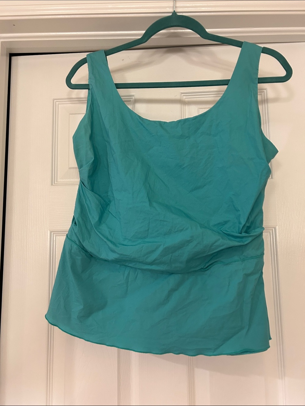 Tahari Teal Sleeveless Scoop Neck Tank
